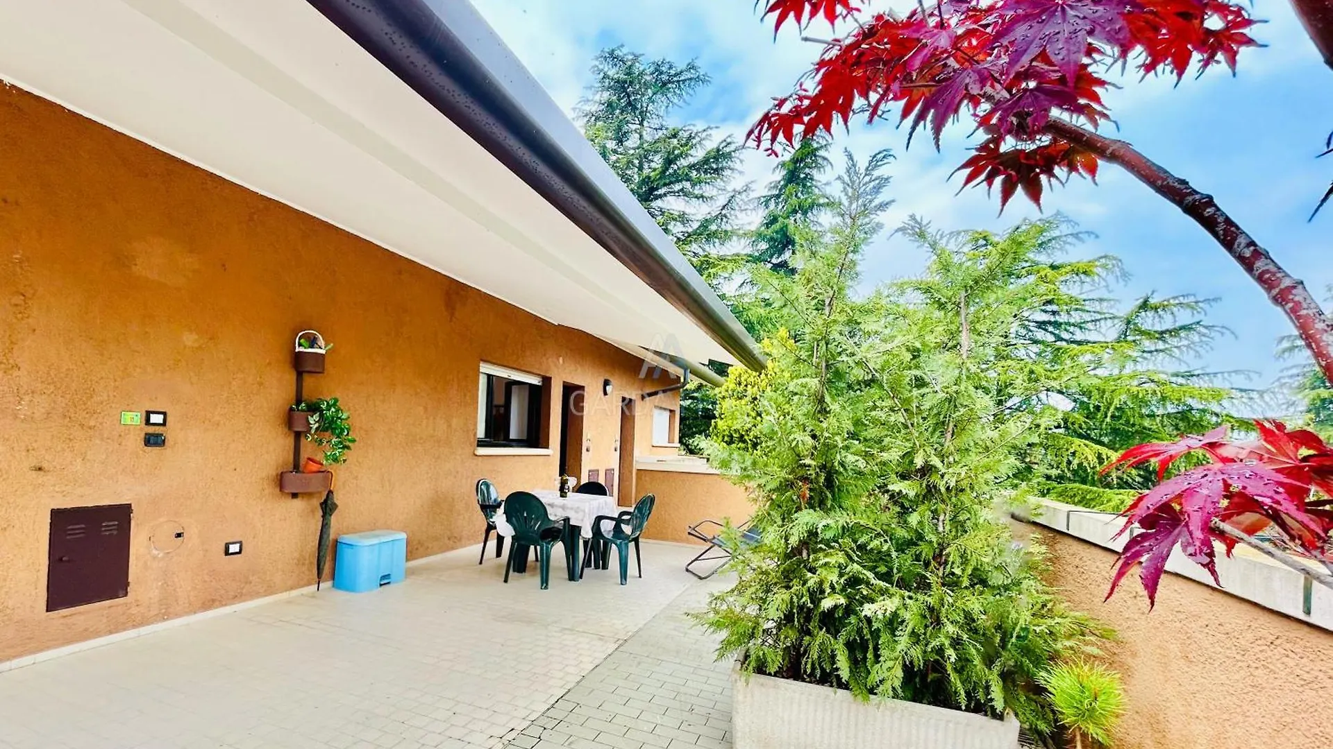 Crono Apt-200M Dal Lago Di Garda Con Piscina シルミオーネ