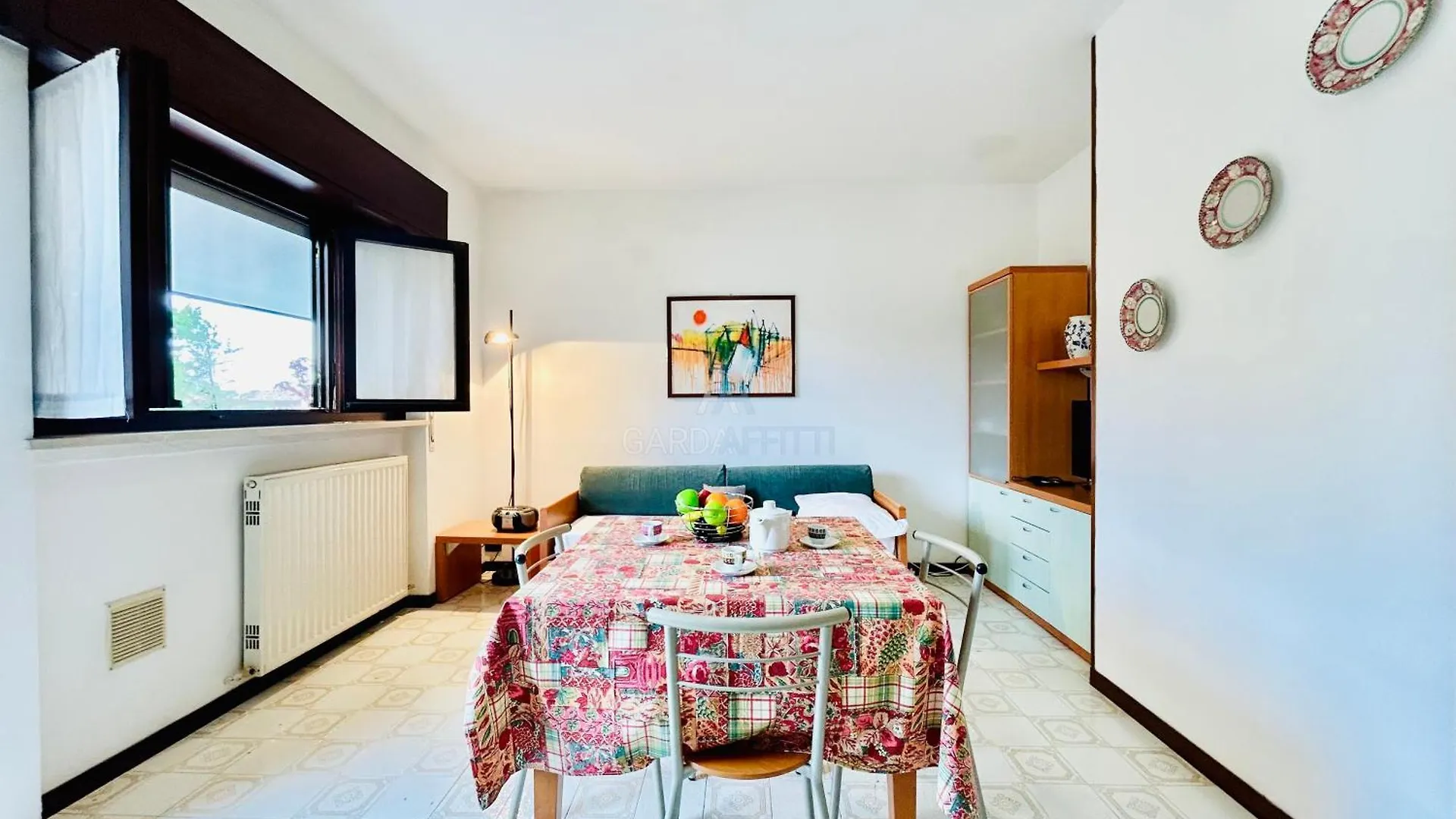 Crono Apt-200M Dal Lago Di Garda Con Piscina シルミオーネ 0*,  イタリア
